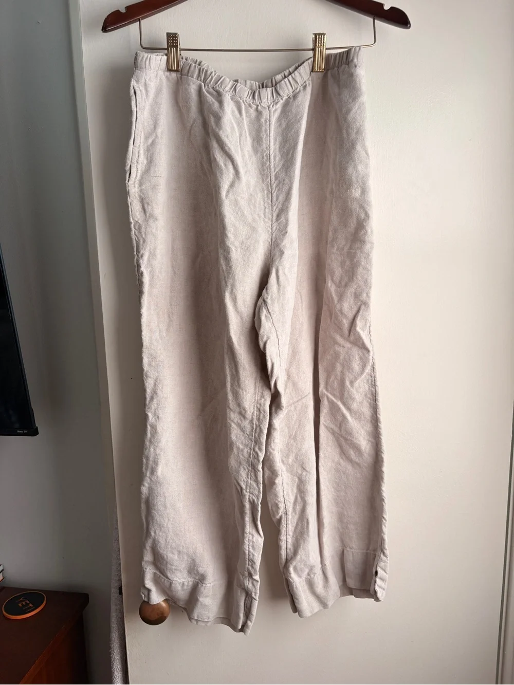 J. Jill Light Tan Linen Relaxed Cropped Chinos